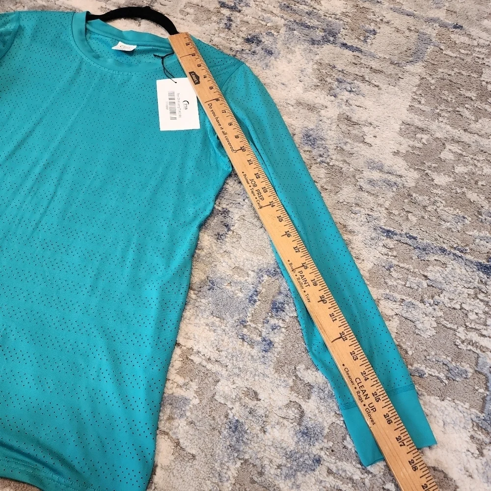 ZYIA long sleeve